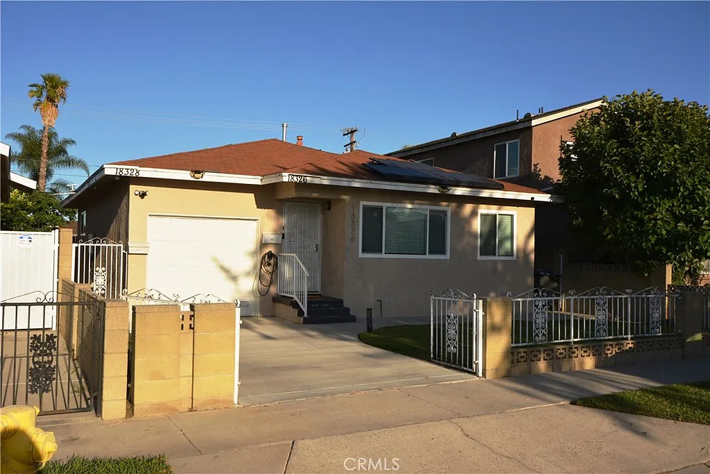 2 bed, 745 sqft, $2,800 — Photo 3