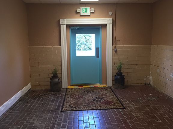 Commons Hallway