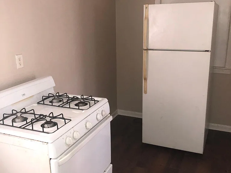 2624 W Muhammad Ali Blvd #2 — Photo 1