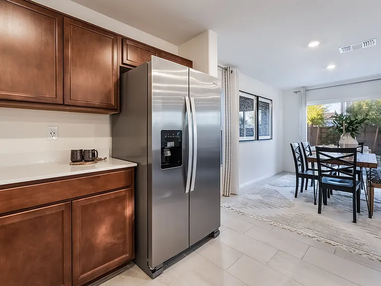 4327 W Gary Ave — Photo 9