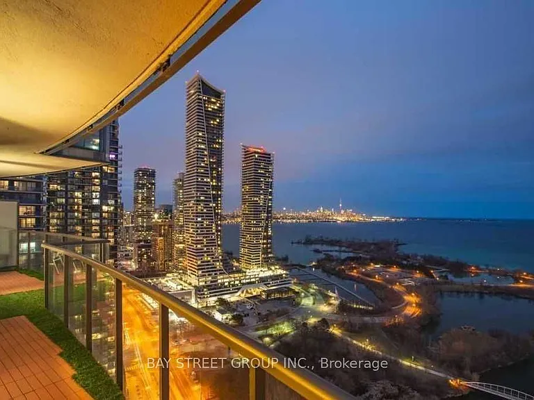2230 Lake Shore Blvd W #2207 — Photo 3