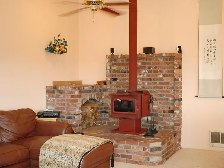 620 E Cedar St — Photo 12