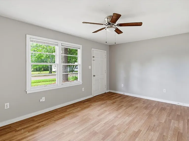 311 Pearl Dr — Photo 11