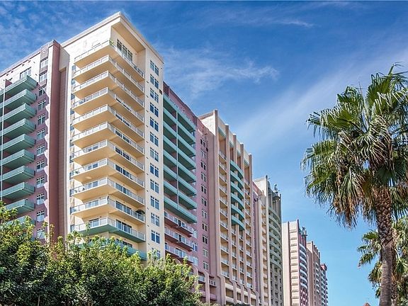 4th image of 388 E Ocean Blvd Unit 410