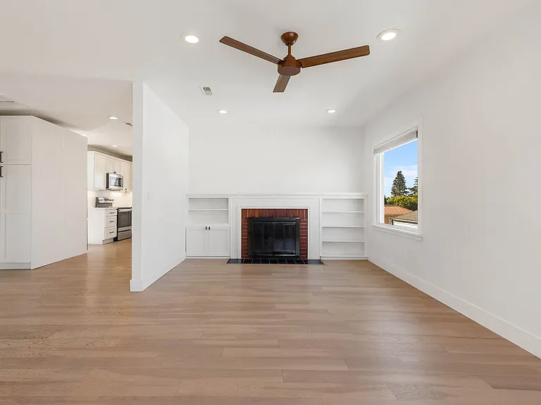 4143 SW Kenyon St — Photo 11