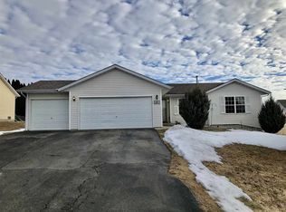 677 Talentina Trl, Roscoe, IL 61073