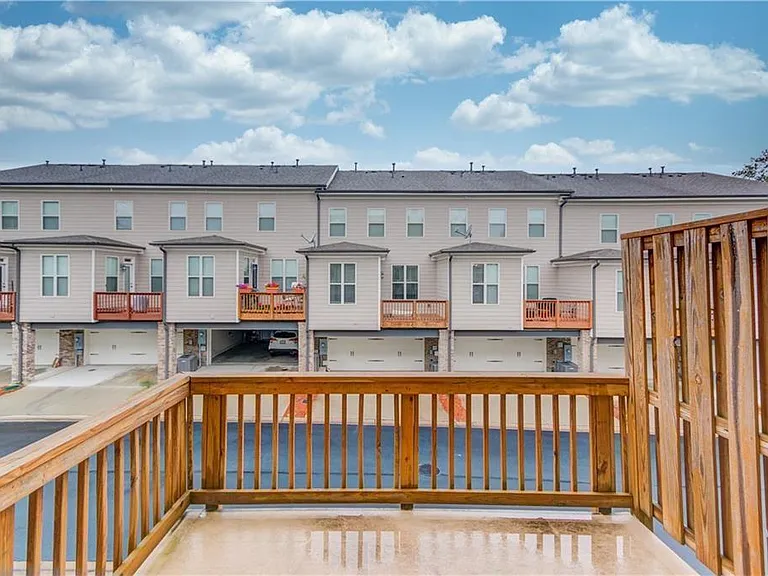 4258 Tacoma Trce — Photo 34