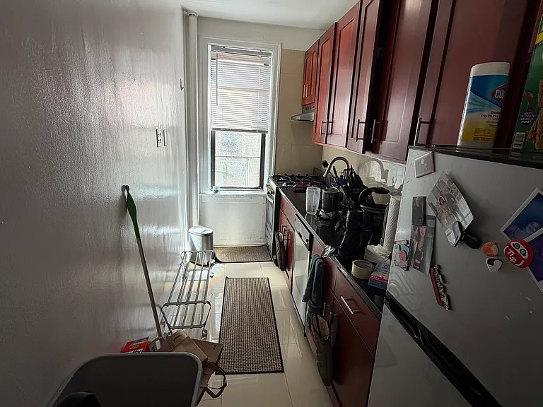 2840 34th St #3A — Photo 2