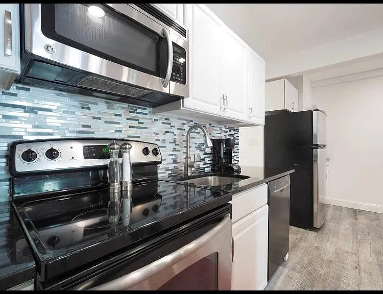 609 Massachusetts Ave NE #A — Photo 5