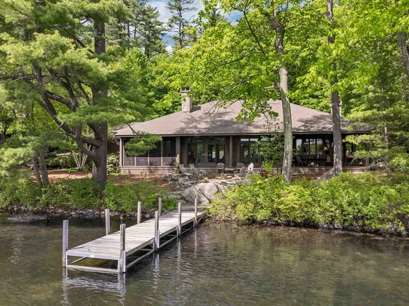 29 Camp School Road, Wolfeboro, NH 03894