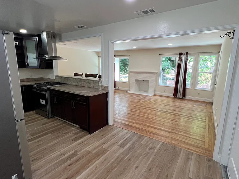 11572 Southwood Dr — Photo 5