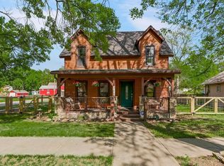 701 S Oak St, Ottawa, KS 66067
