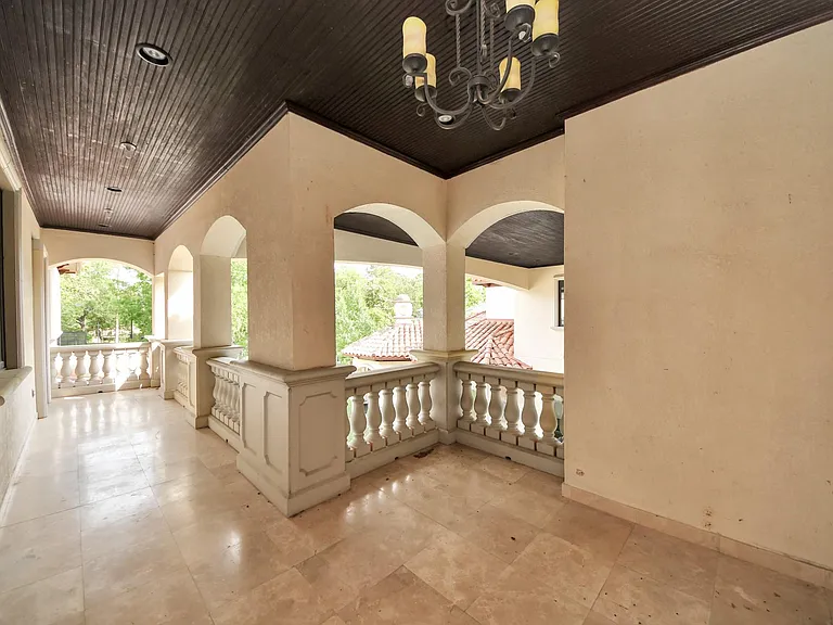 11103 Memorial Dr — Photo 42
