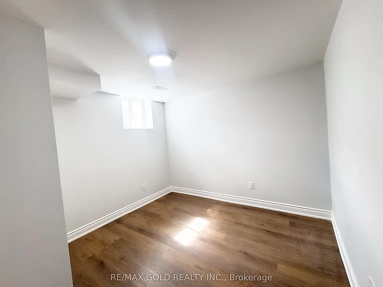 9 Hybrid St #BASEMENT — Photo 5