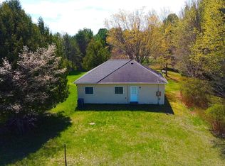 12850 Miller Rd, Rapid City, MI 49676