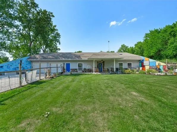 12906 Lock Ln, Excelsior Springs, MO 64024