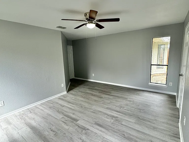 2842 Quebec Dr — Photo 21