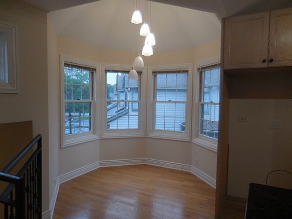 2nd image of 3242 Carriage Way Dr
