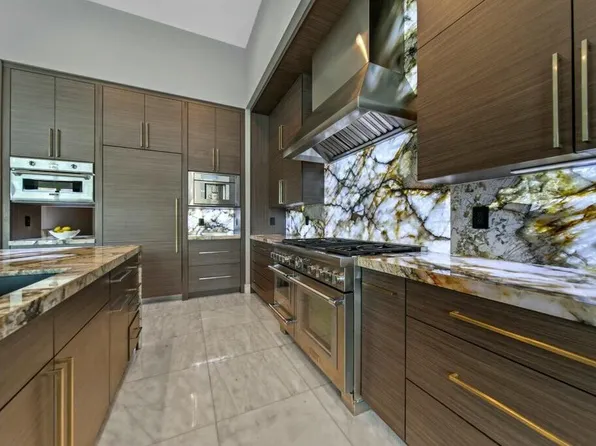 668 SW Hidden River Avenue, Palm City, FL 34990