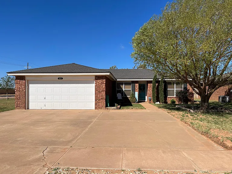 1817 Corpus Ave — Photo 2