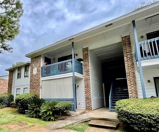 1st image of 6040 Grelot Rd APT 110