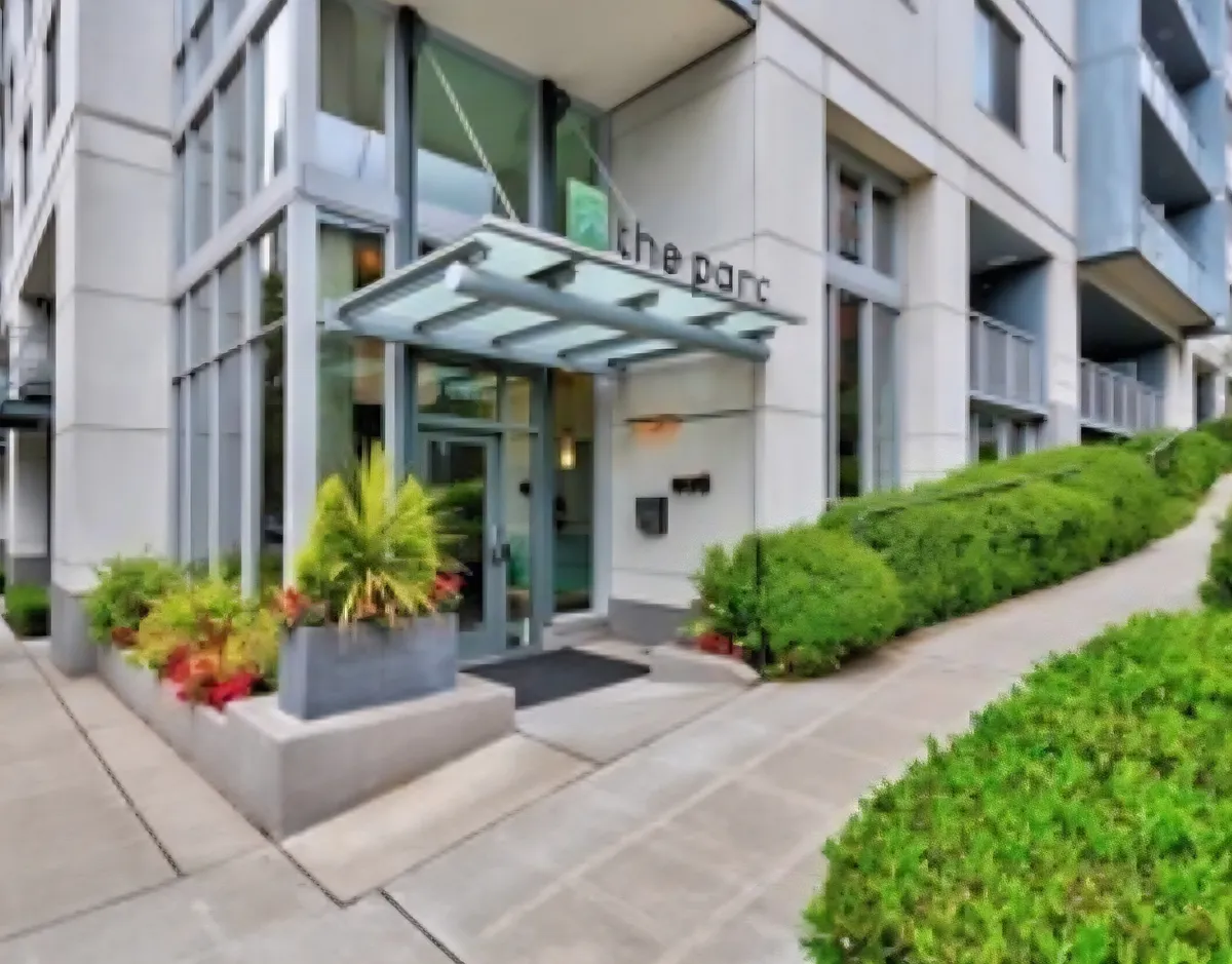 Building Photo - 81 Clay St #721