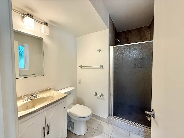 5770 Soledad Mountain Rd — Photo 24