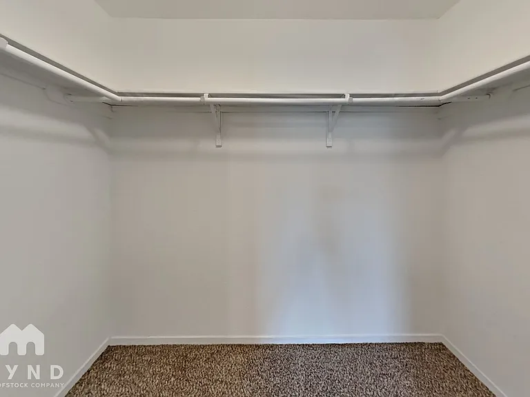9539 Apple Ridge Ln — Photo 11