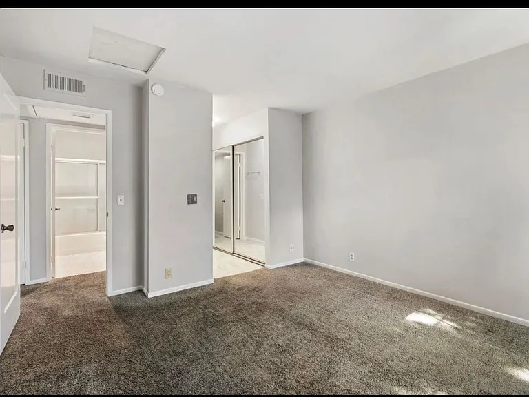 7330 Calle Cristobal — Photo 10