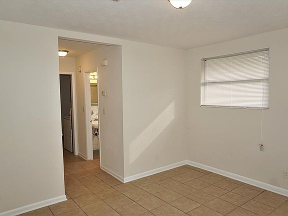 Bedroom (A)