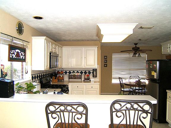 5th image of 1031 Broken Trail Ct