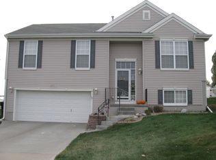 2617 Kelly Dr, Bellevue, NE 68123