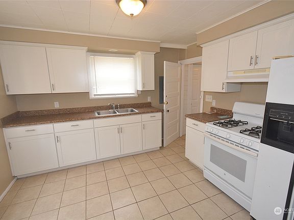 4th image of 4411 22nd Avenue SE