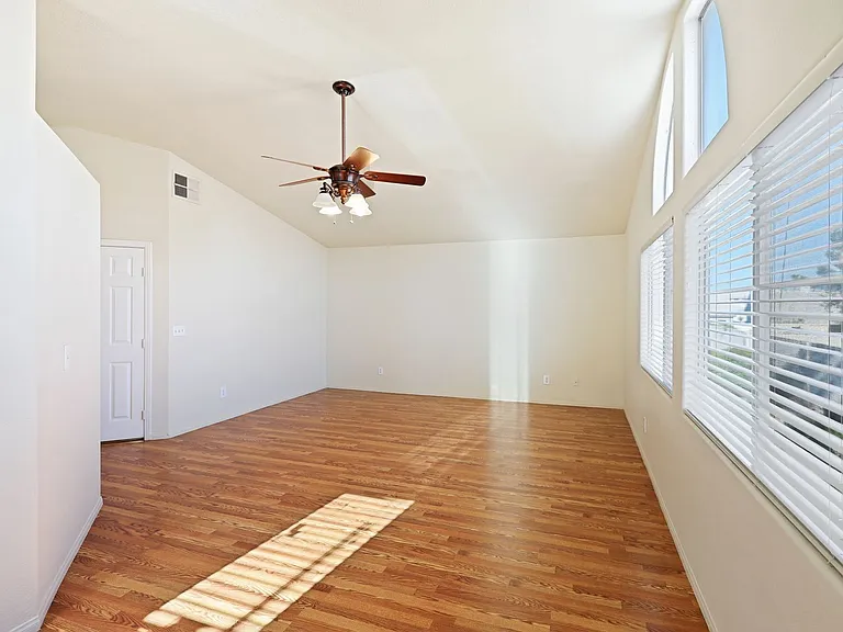 1755 Beechnut Ave — Photo 20