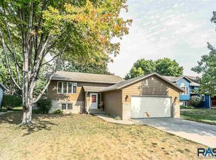 5900 W 52nd St, Sioux Falls, SD 57106