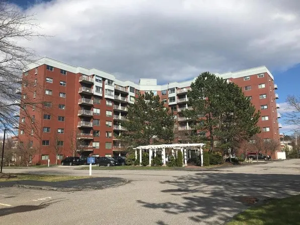 148 Breakwater Drive #204, South Portland, ME 04106