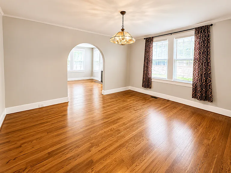 3704 Palmetto Ave — Photo 3