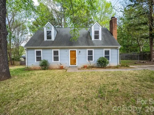 6515 Burning Bush Ct, Charlotte, NC 28227
