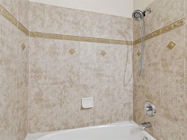 20112 Indian Rosewood Dr — Photo 31