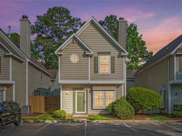 105 Watson Dr, Newport News, VA 23602