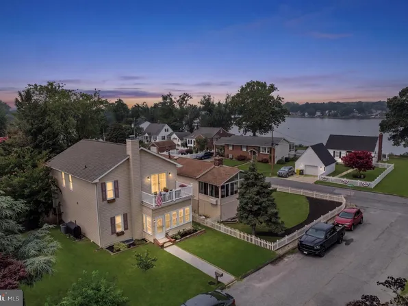 8414 Bedford Rd, Pasadena, MD 21122