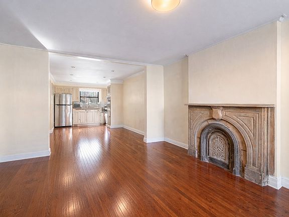 5th image of 788 Jefferson Ave #1