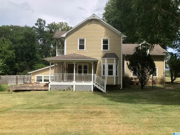 2309 N Village Ln, Gardendale, AL 35071