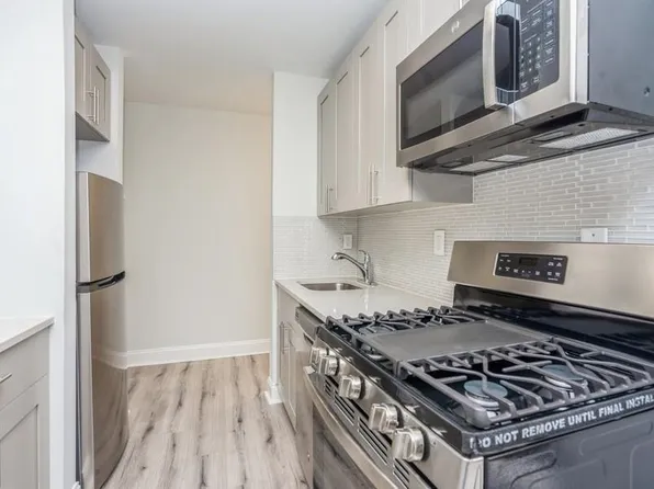 269 Varick Street image 2 of 17