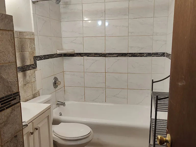 35010 Elm St #2 — Photo 7