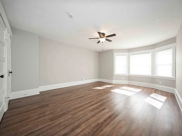 1376 Gladys Ave #1376 — Photo 21