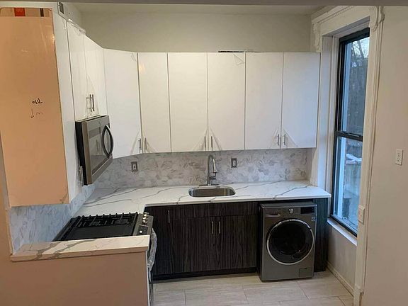 3rd image of 607 Mac Donough St #1