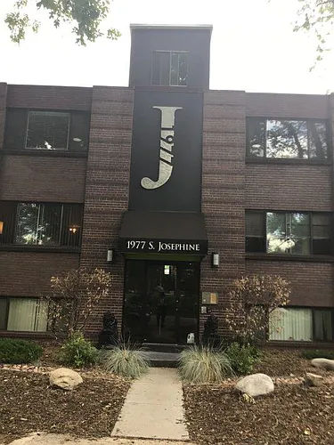1977 S Josephine St #303 Photo 1
