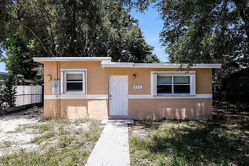 2311 NW 153rd St Photo 1