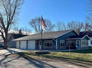 509 11th St N, Northwood, IA 50459